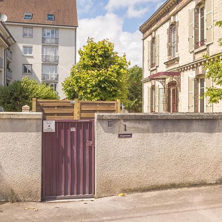 Bonappart 2 - Charme Napoleonien & Confort Troyes Exteriér fotografie